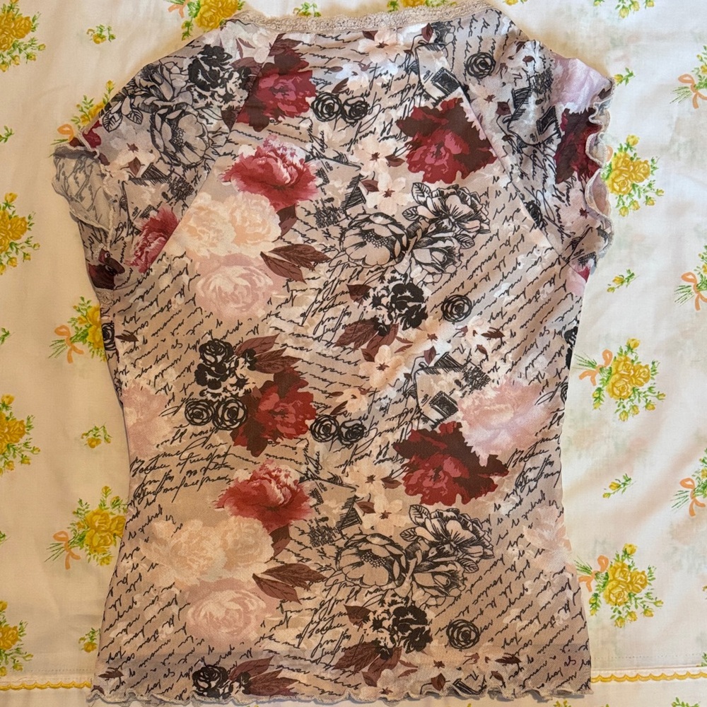 Almost Famous Y2k Script & Floral Lined Mesh Lace Detail Top - Picture 2 of 3